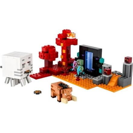 LEGO® Minecraft® 21255 Přepadení v portálu do Netheru
