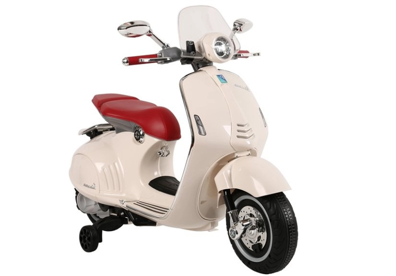 Akumulátorový skútr Vespa GTS 300 bílý
